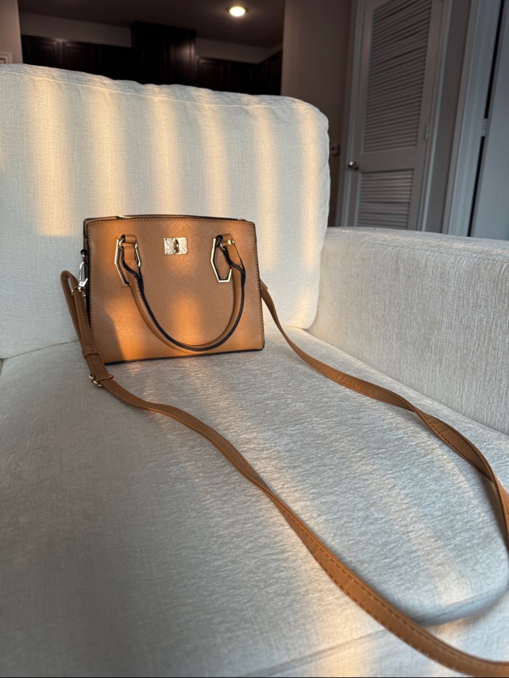 Classic Tan Women's Satchel Handbag